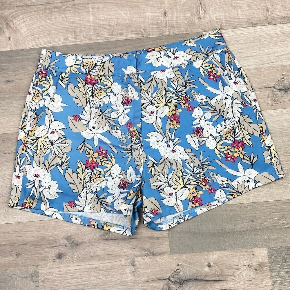Very J Maui Sunrise Floral Print Flat Front Shorts‎ Large Blue